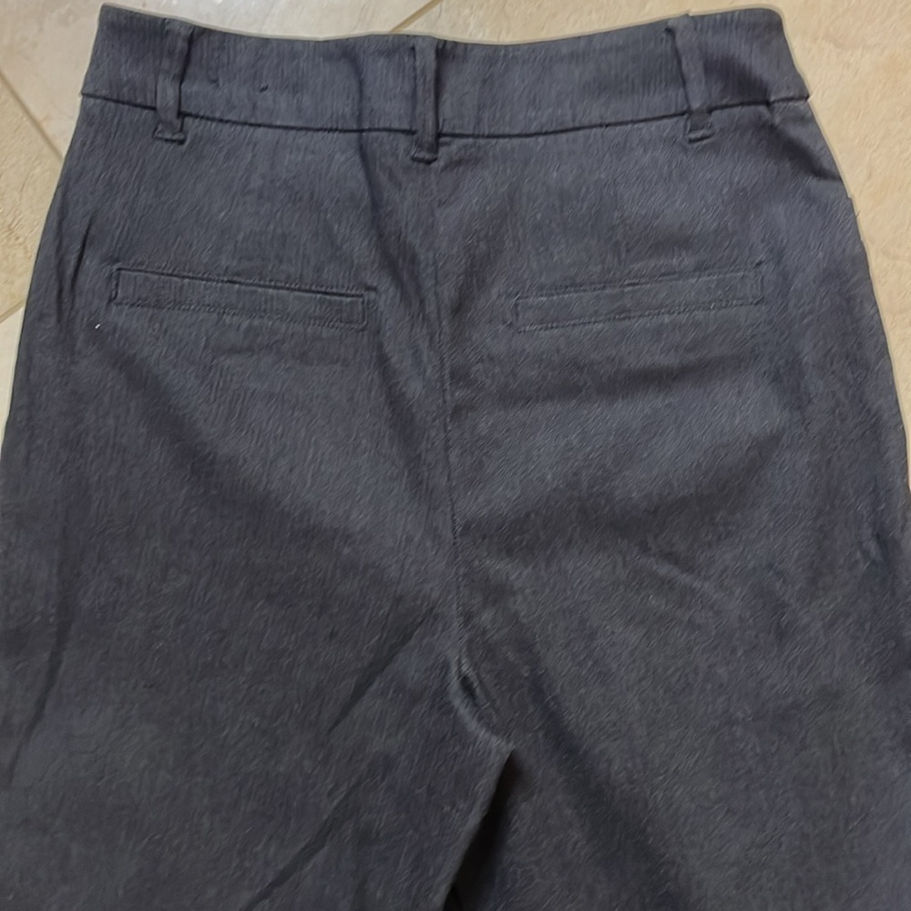 ⭐️ Reitmans The Iconic charcoal pants - size 6 petite - Picture 8 of 8